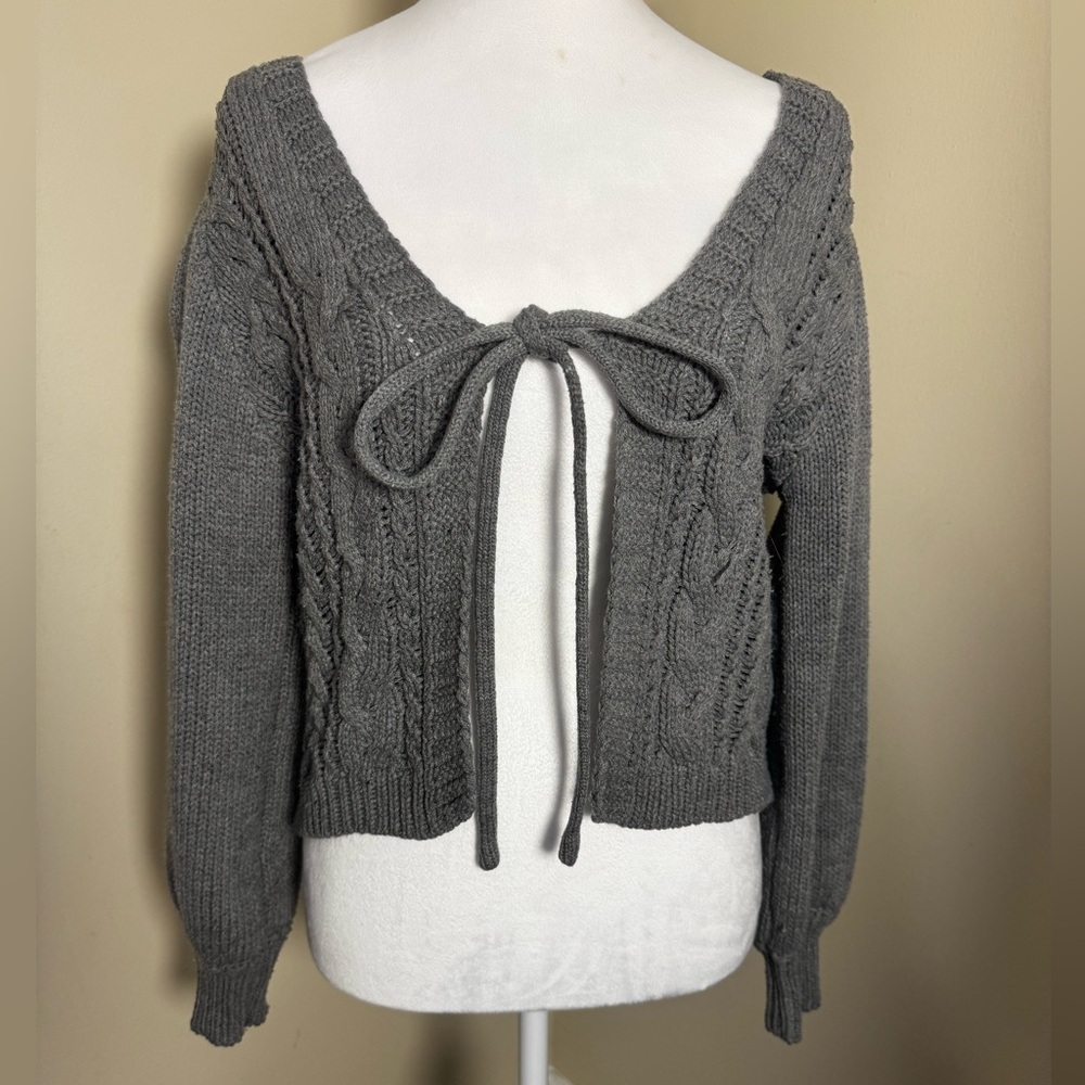 Gray Cable Knit Sweater with Bow Detail